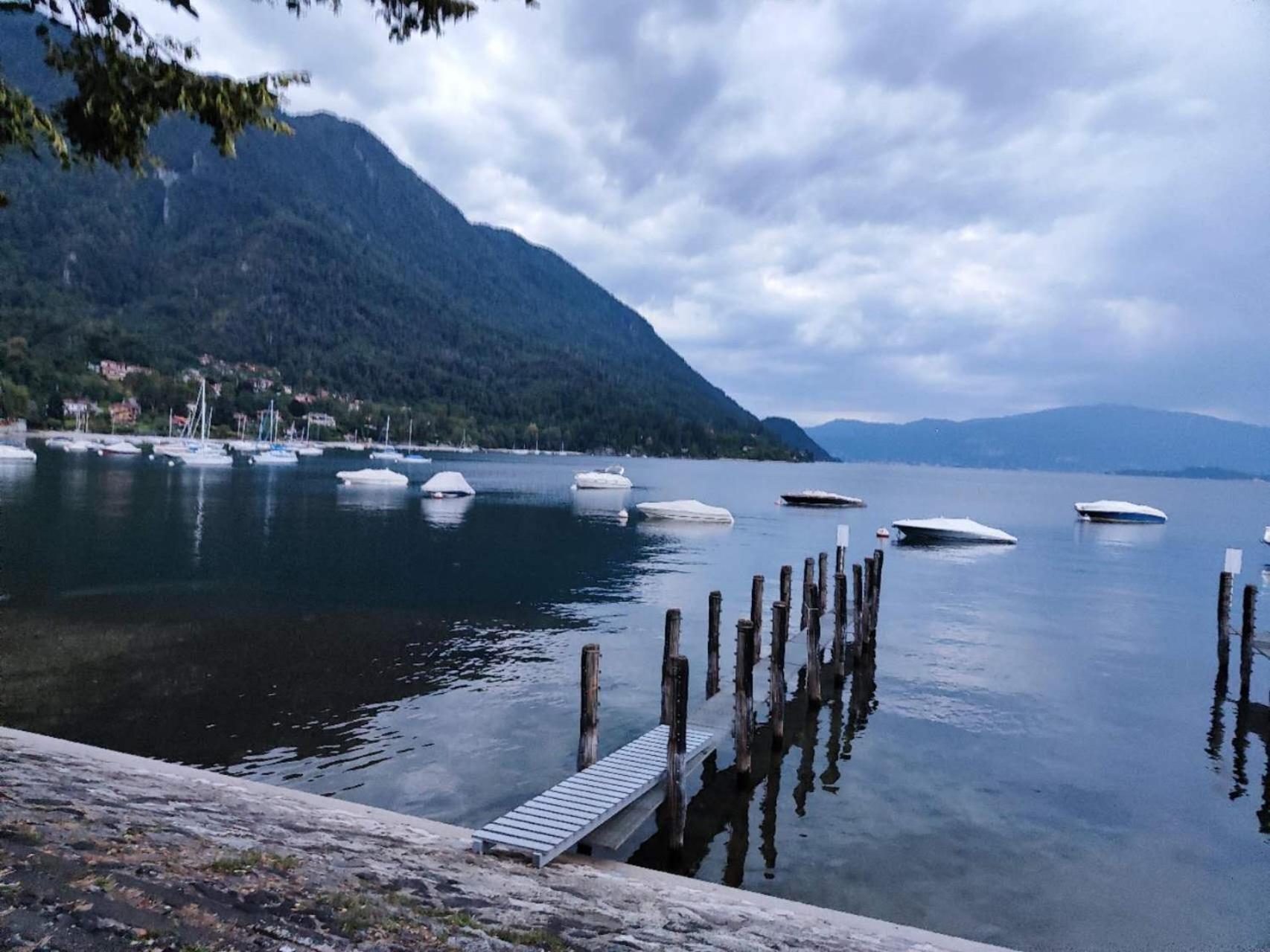 Natura Tra Bosco E Lago Castelveccana Esterno foto